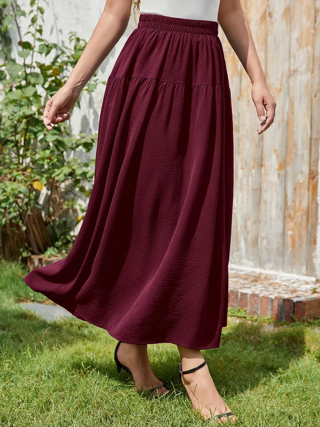 EeYu Tiered Maxi Skirt for Women 2025 Summer Elastic Waist A-line Beach Casual Flowy Swing Pleated Long Skirts with Pockets