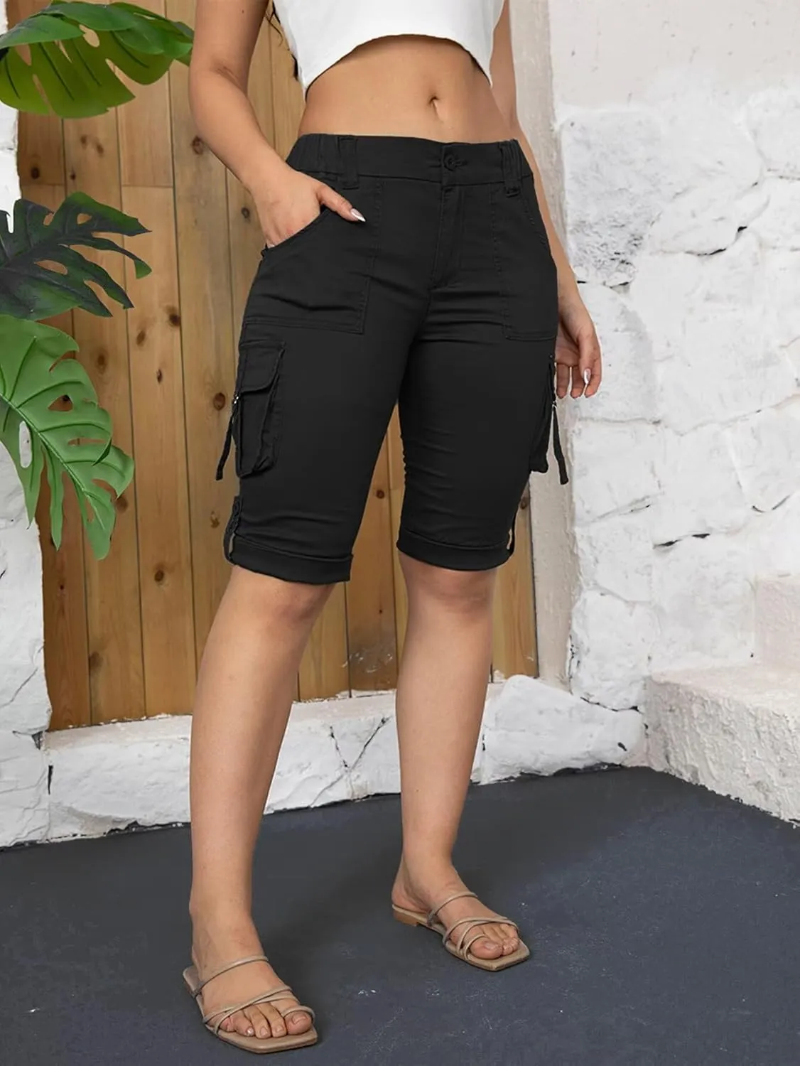 Flamingals Hiking Shorts for Women Flap Pocket Design Bermuda Cargo Shorts 2025 Trendy