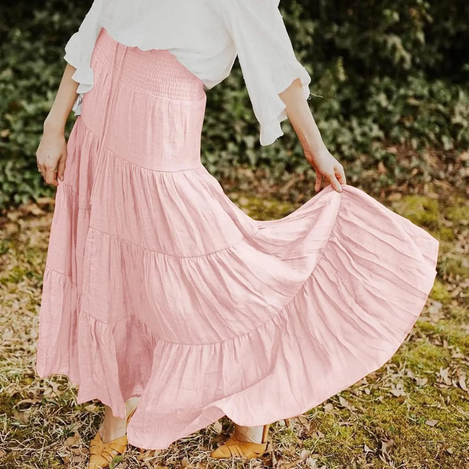 Flowy Maxi Skirt for Women Elastic High Waist Boho Pleated Long Skirts Summer Beach Tiered A-Line Skirts 2025 Trendy