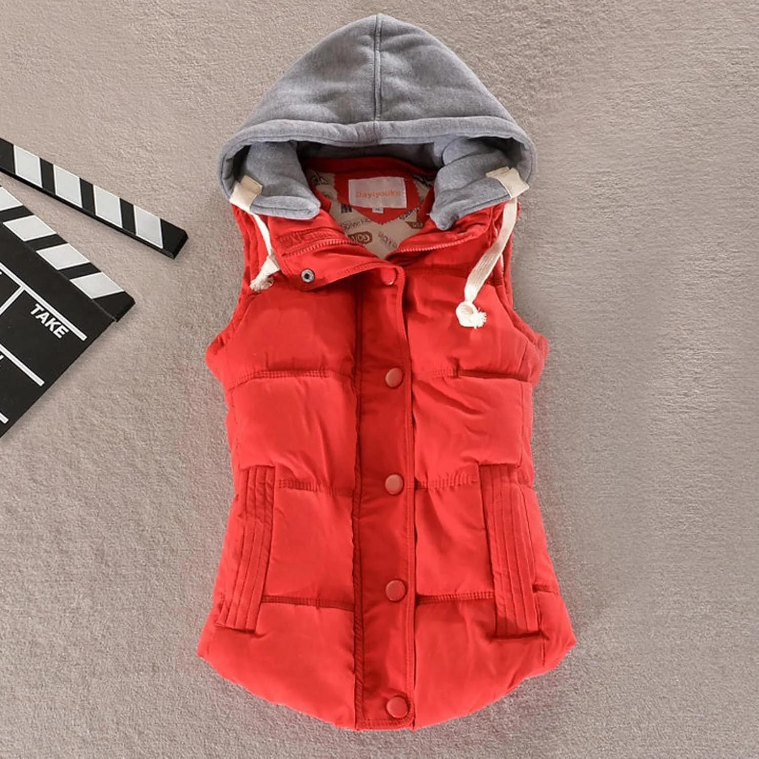 Women's Quilted Lightweight Puffer Vest Winter Casual Warm Hooded Sleeveless Jacket Zipper Waistcoat Gilet Outwear