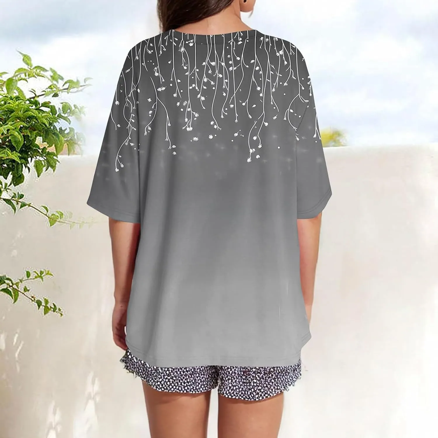 Womens Summer Tops 2025 Casual O Neck Trendy Outfits Blouses Printed Shirt Loose Fit Tees Short Sleeve Tunic Tops